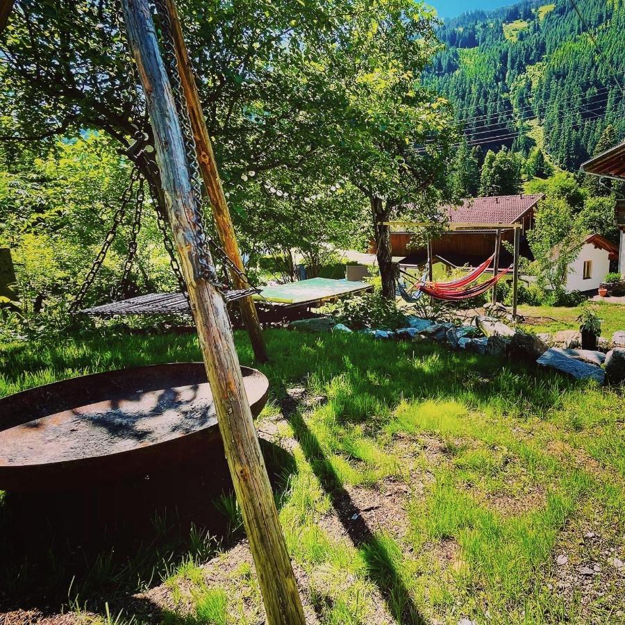 Backyard Mountain Hostel Mayrhofen Kültér fotó